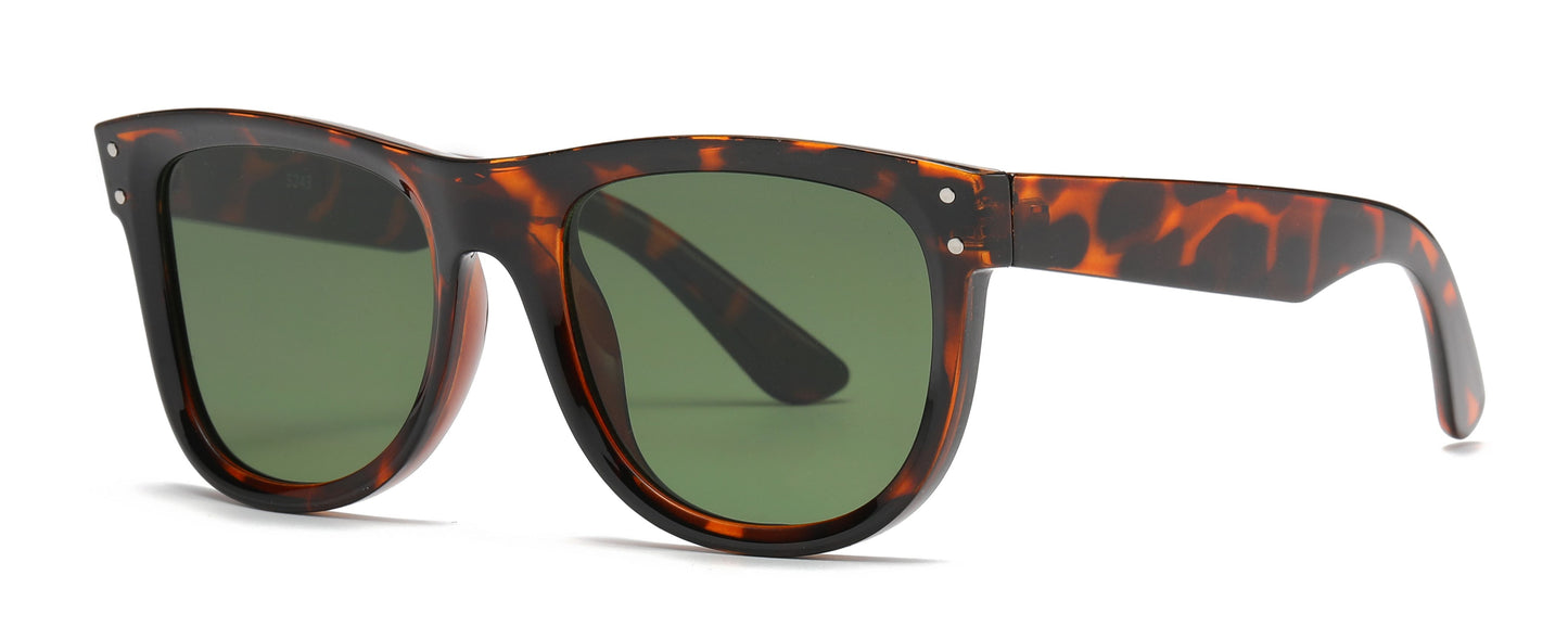 5243 - Fashion Plastic Sunglasses with Flat Lens