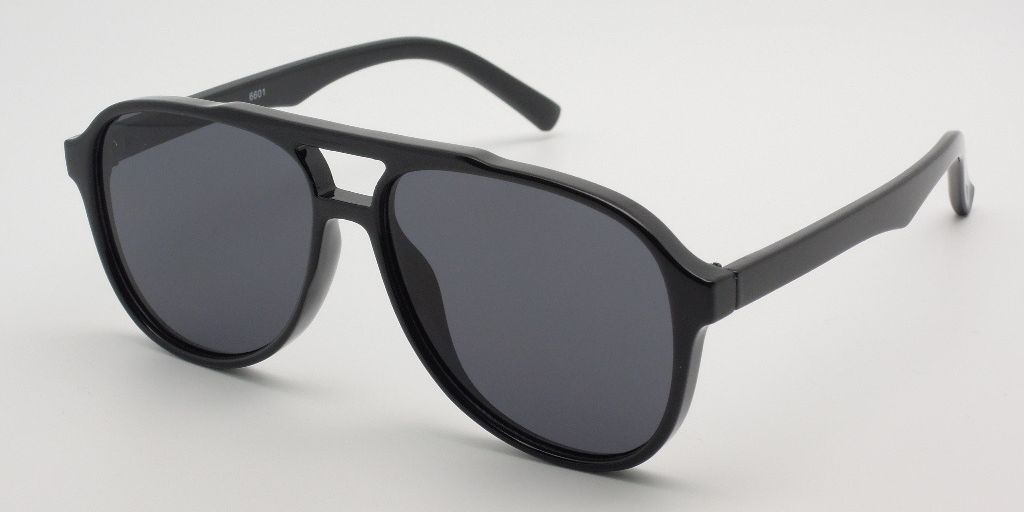 6601 - Classic Oval Shaped Aviator Plastic Sunglasses