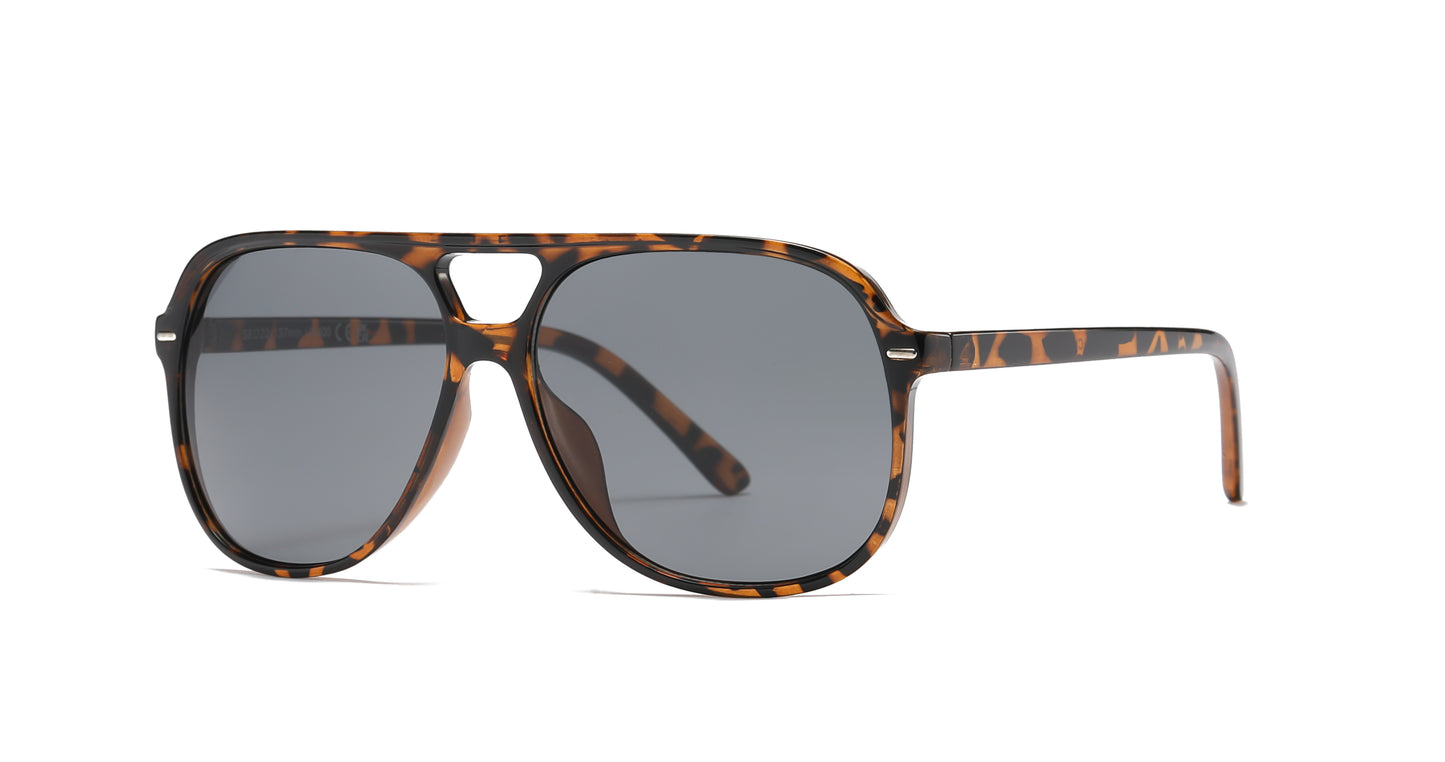 8033 - Plastic Flat Top Fashion Sunglasses