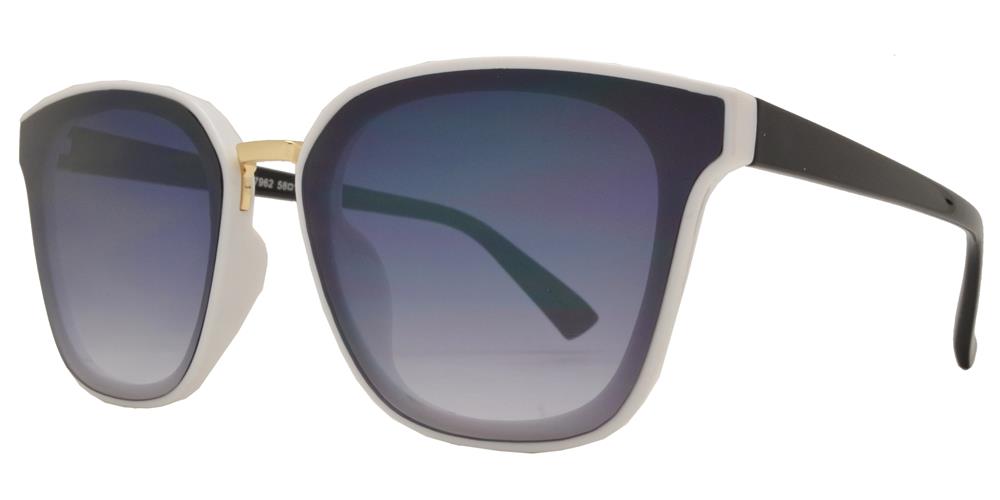 Wholesale - 7962 - Square Horn Rimmed Flat Lens Metal Bridge Plastic Sunglasses - Dynasol Eyewear