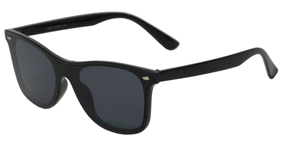 Wholesale - 8883 - One Piece Plastic Sunglasses - Dynasol Eyewear