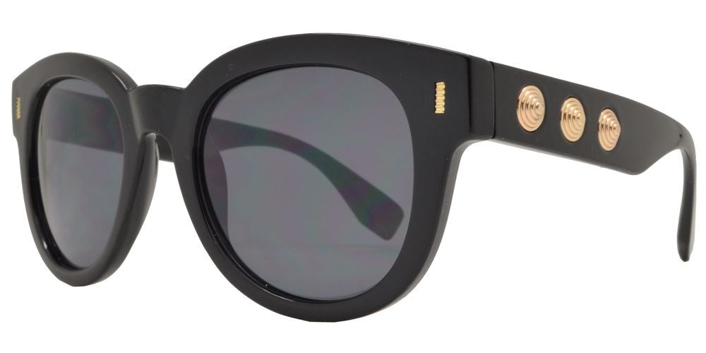 Wholesale - FC 6174 - Retro Round Horn Rimmed Stud Temple Plastic Sunglasses - Dynasol Eyewear