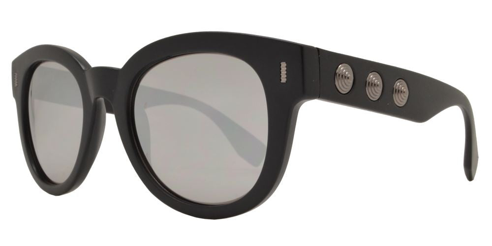 Wholesale - FC 6174 - Retro Round Horn Rimmed Stud Temple Plastic Sunglasses - Dynasol Eyewear
