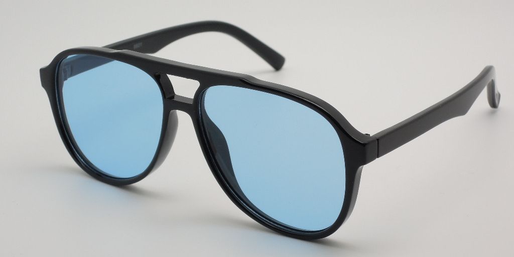 6601 - Classic Oval Shaped Aviator Plastic Sunglasses