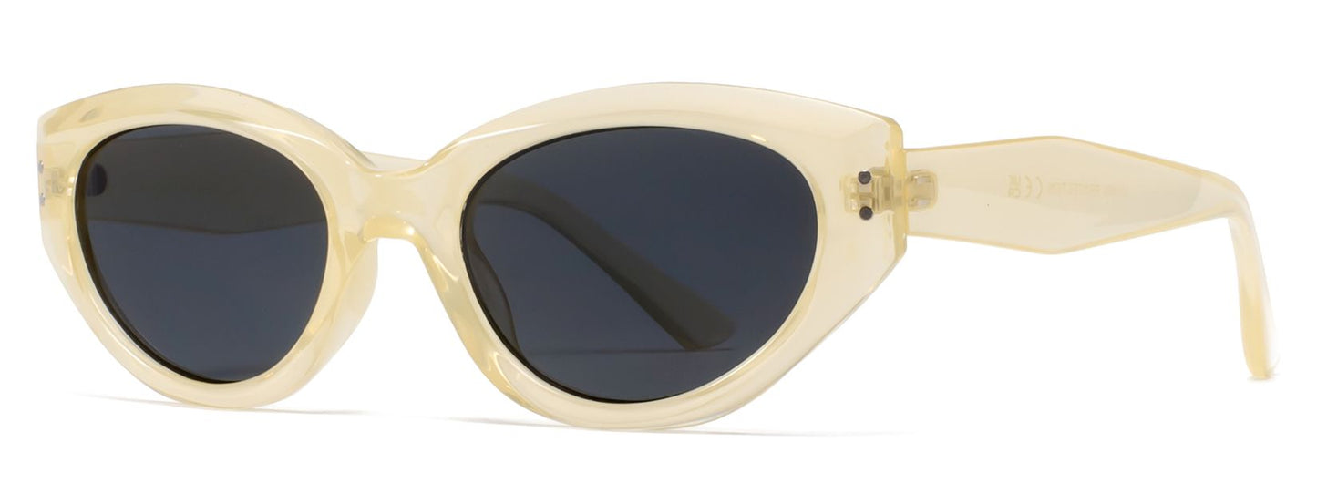 9054 - Fashion Cat Eye Women Plastic Sunglasses