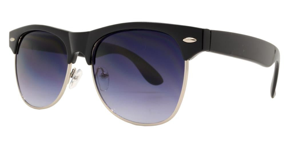Wholesale - 7581 - Retro Horn Rimmed Wholesale Sunglasses with Smoke Lens - Dynasol Eyewear