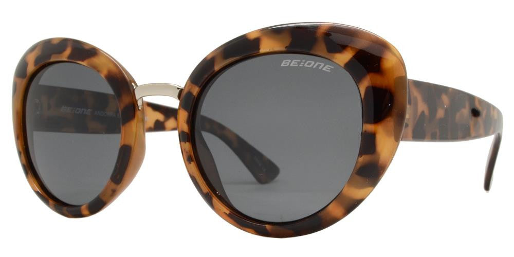 Wholesale - PL Andorra - Polarized Women Round Cat Eye Plastic Sunglasses - Dynasol Eyewear