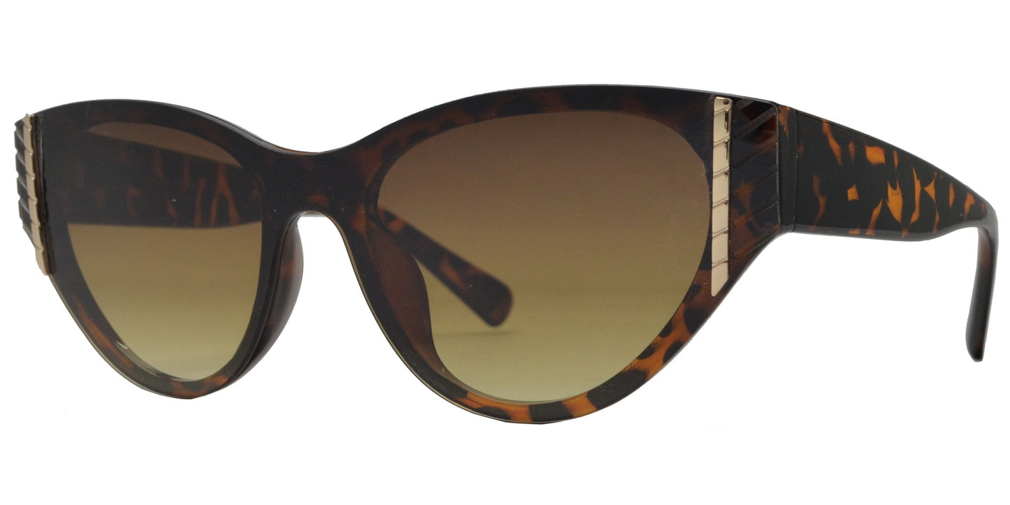 8132 - Plastic Cat Eye Sunglasses with One Piece Lens