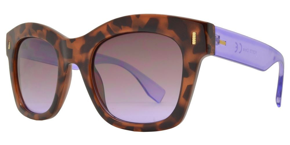 Wholesale - FC 6175 - Square Horn Rimmed Women Plastic Sunglasses - Dynasol Eyewear