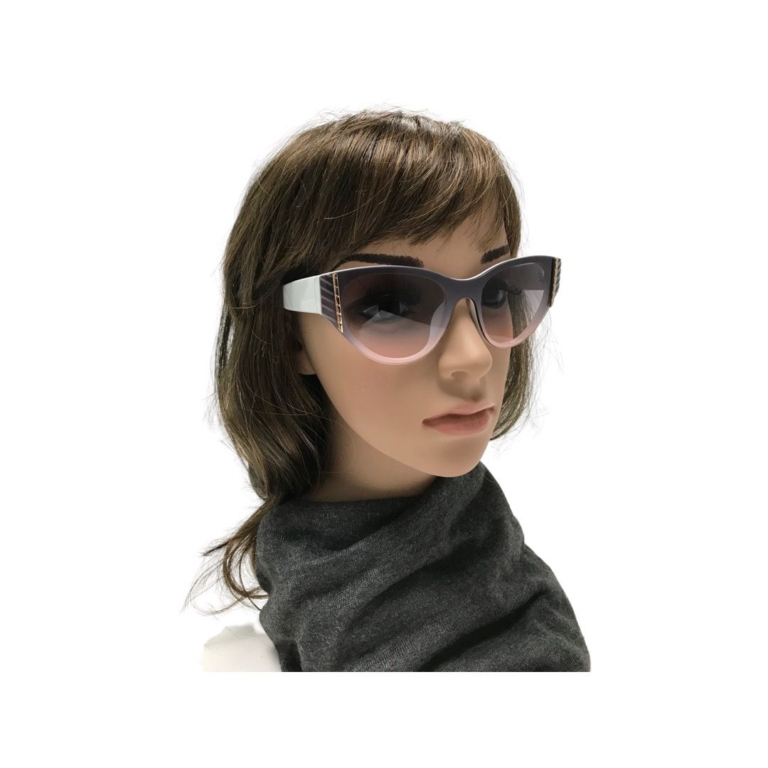 8132 - Plastic Cat Eye Sunglasses with One Piece Lens